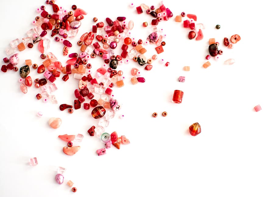 assorted-color beads, surface, Beads, White, Background, white background, red, orange, pink, burgundy