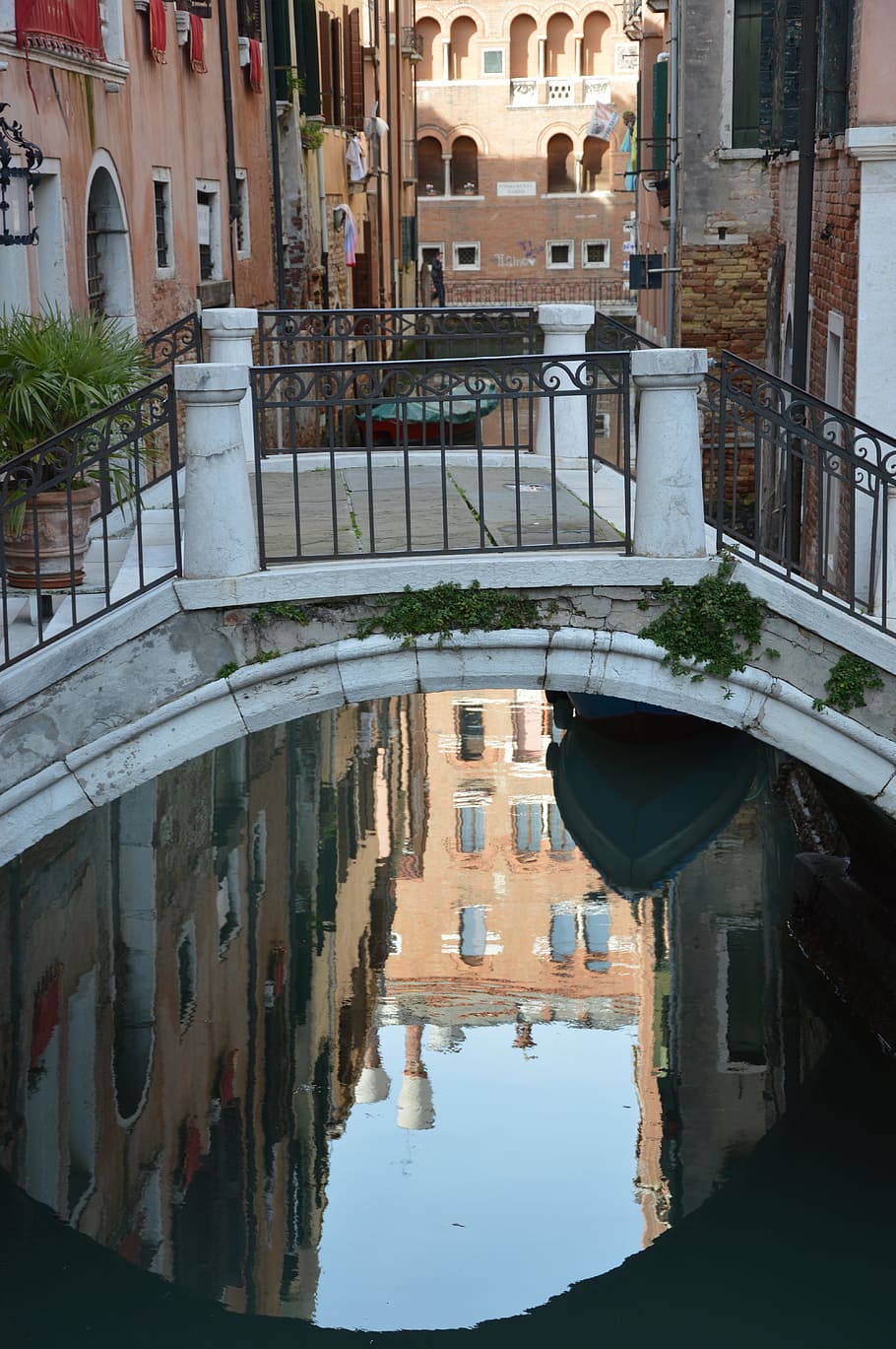 Venice, Channel, Water, Mirroring, water reflection, homes, italy, canal, venice - Italy, architecture