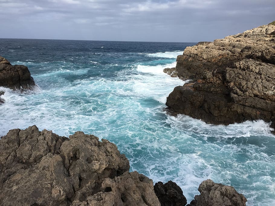 mallorca, mar, roca, azul, pendiente pronunciada, vista al mar, agua, roca - objeto, sólido, belleza en la naturaleza