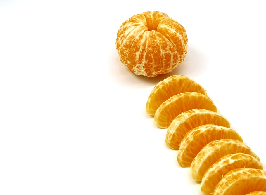 mandarinas, fruta, alimentos, sin, cáscara, pelado, en rodajas, blanco, fondo, aislado