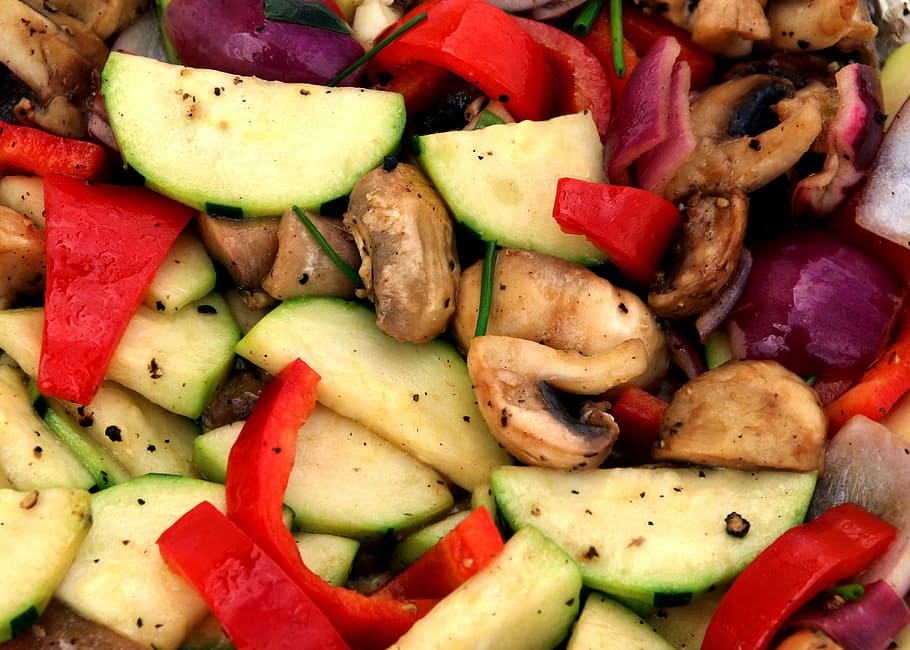 vegetables, grilled vegetables, pan, fry, colorful, onion, paprika, mushrooms, cucumber, healthy