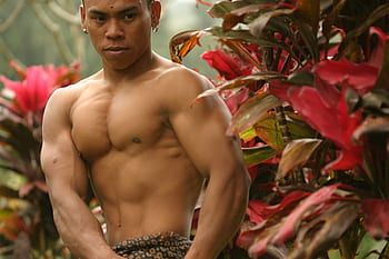 body-builder-bali-royalty-free-thumbnail.jpg