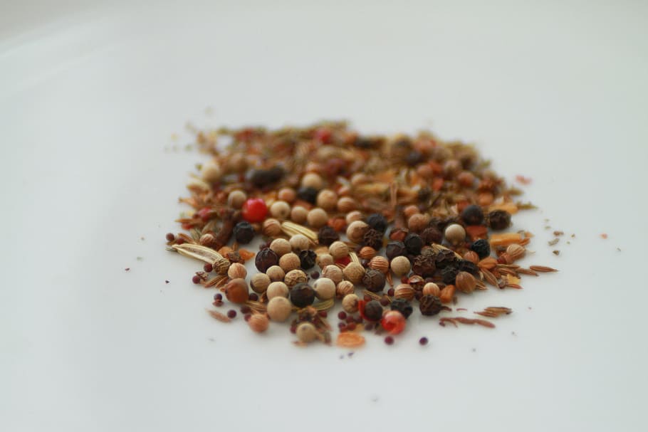 seletivo, foto de foco, marrom, sementes, pimenta indiana, indiano, pimenta, temperos, cozinhar, comida