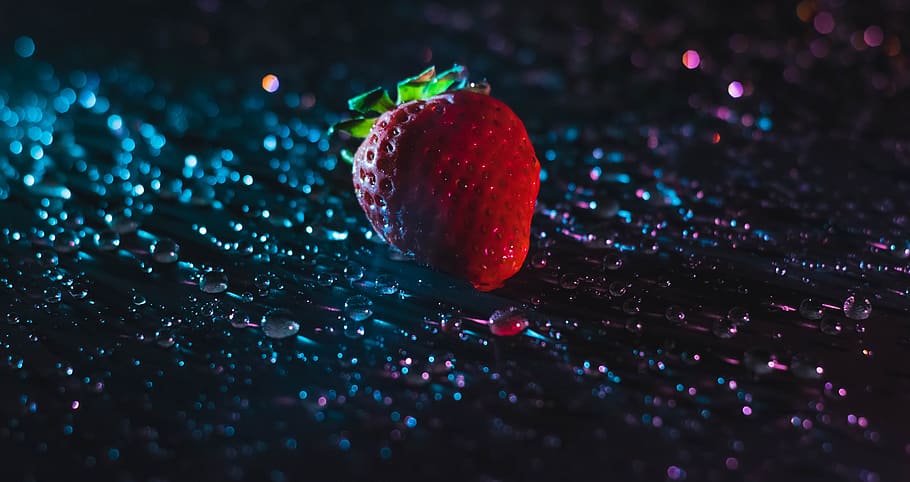 strawberry, berry, appetizing, red, dessert, juicy berry, closeup, water, drops, color