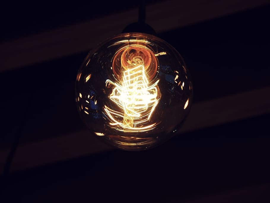 電球, 暗い, 光, オブジェクト, 電気ランプ, 白熱, 照明機器, 照明, ライト-自然現象, 火災-自然現象