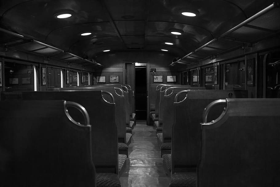 hitam dan putih, kursi, kereta api, transportasi, perjalanan, diterangi, dalam ruangan, berturut-turut, kosong, interior kendaraan
