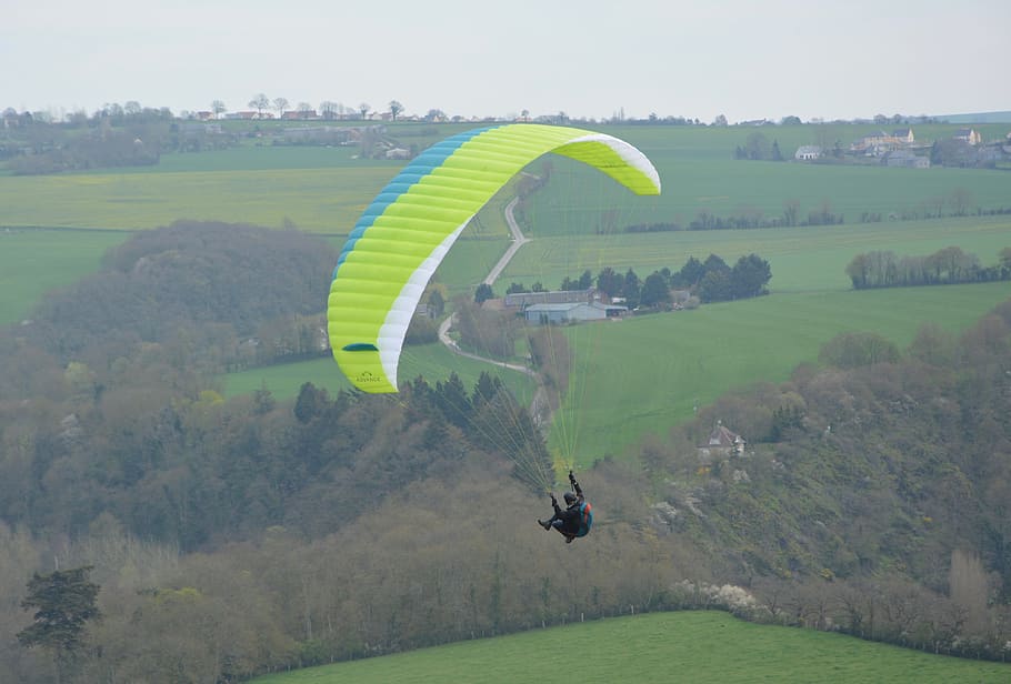 paragliding, bend paragliding, paraglider, flight, leisure sport, entertainment, veil yellow green, landscape, environment, adventure