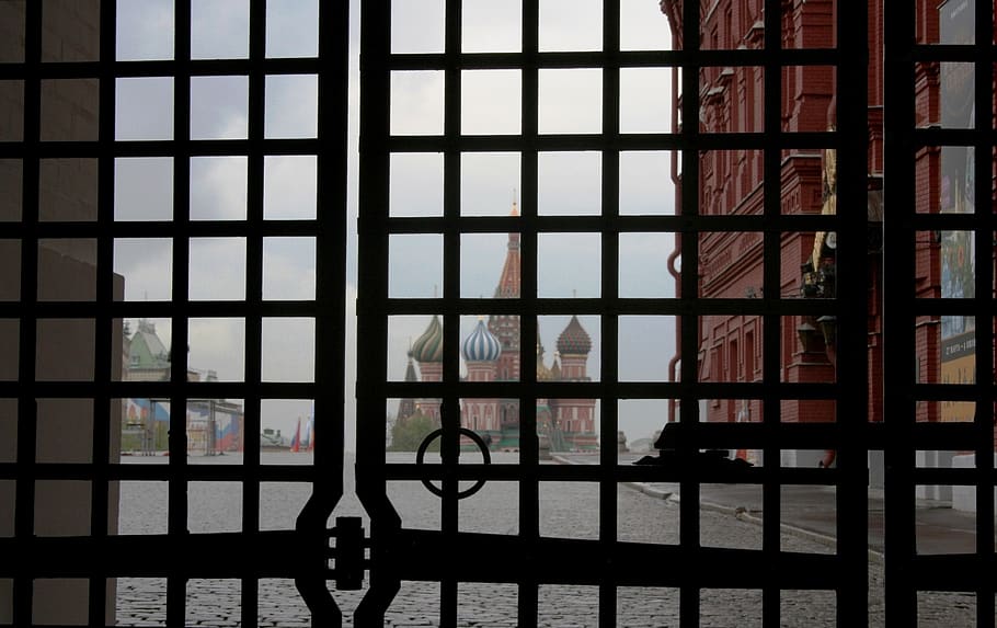 red square, st basil's cathedral, historic, gates, locked, no entrance, forbiddin to enter, black metal grid, impenetrable, window
