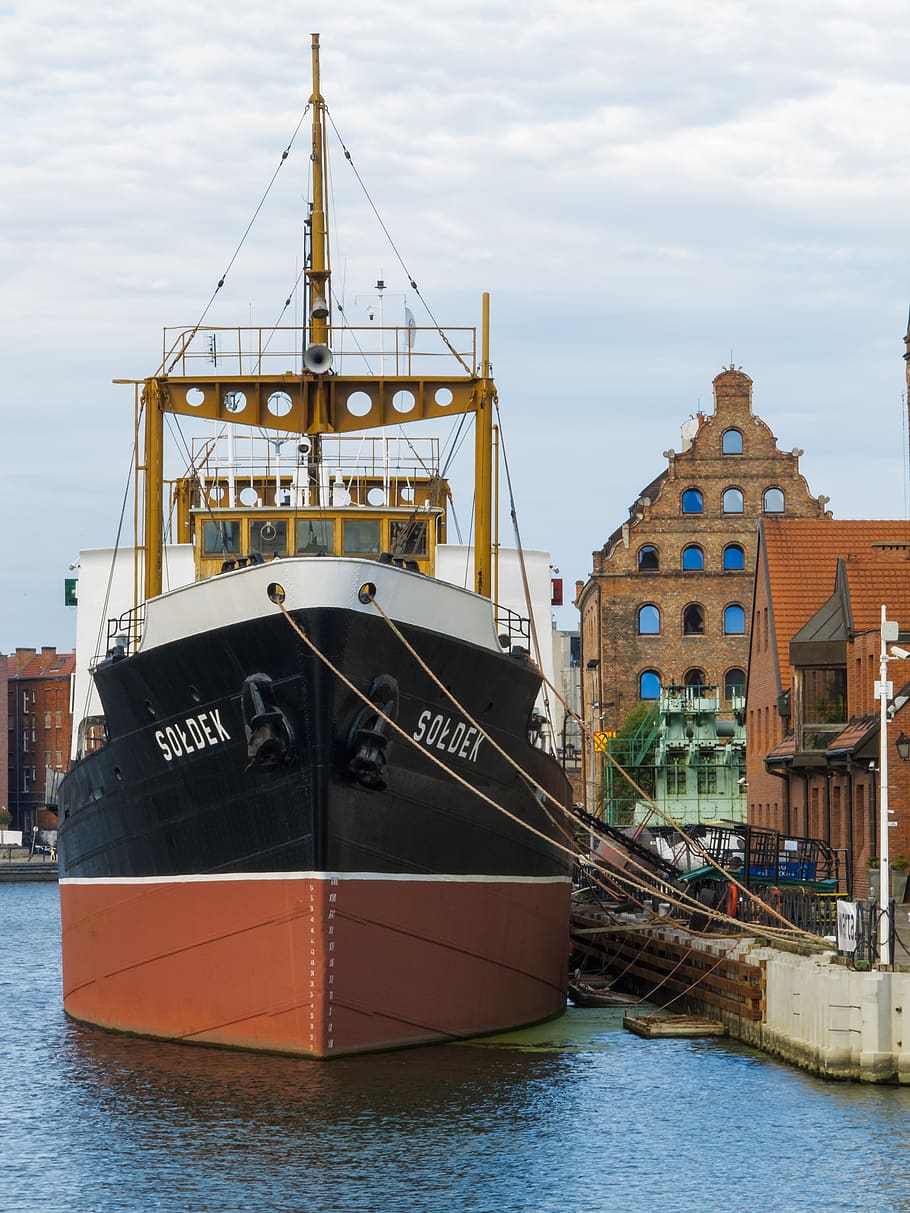 industry, harbour, nautical, transportation, transport, dock, shipping, boat, city, gdansk