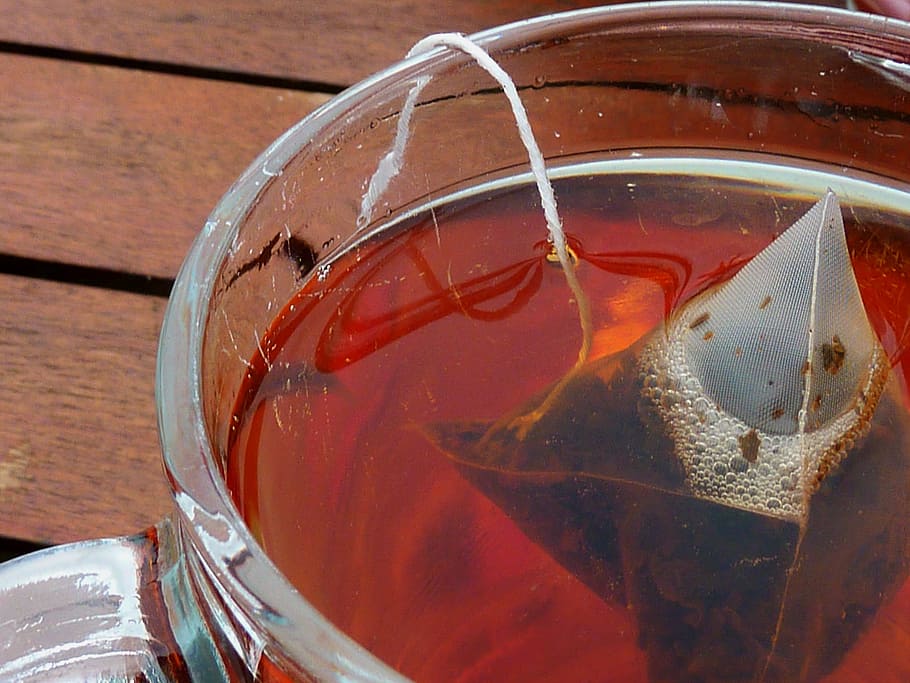 claro, caneca de vidro, preenchido, chá, hora do chá, saquinhos de chá, bebida, xícara de chá, chá de frutas, bebida quente