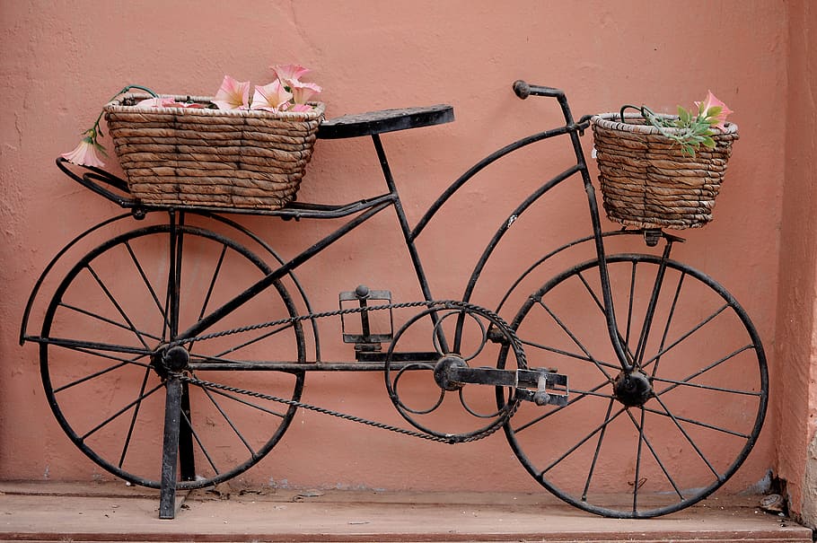 bicycle, bicycle with baskets, baskets of esparto grass, bike ornament, wheels, two wheels, basket, transportation, land vehicle, bicycle basket