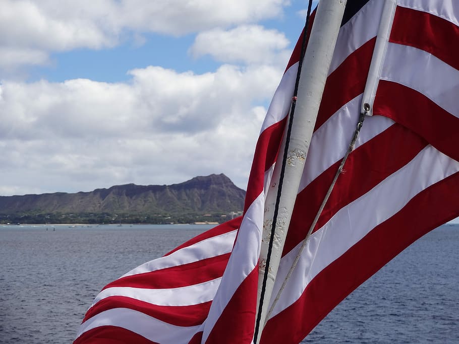 Bandera de EE. UU., EE. UU., Blanco, bandera, rojo, cabeza de diamante, hawaii, océano, orilla, diamante