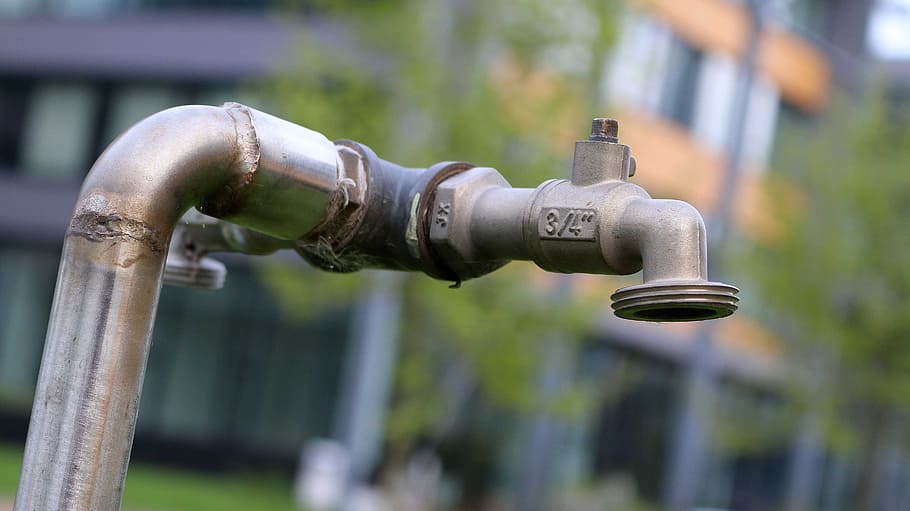 garden, water, tap water, metal, iron, office, focus on foreground, day, close-up, valve