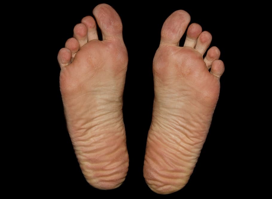 person's foot sole, feet, foot, sole, ten, human body part, black background, body part, studio shot, barefoot