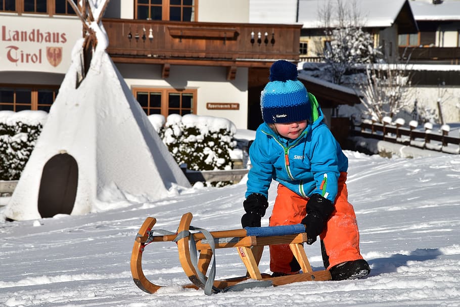 Tobogganing, Children, Winter, hohe salve, cold temperature, snow, boys, one boy only, child, childhood
