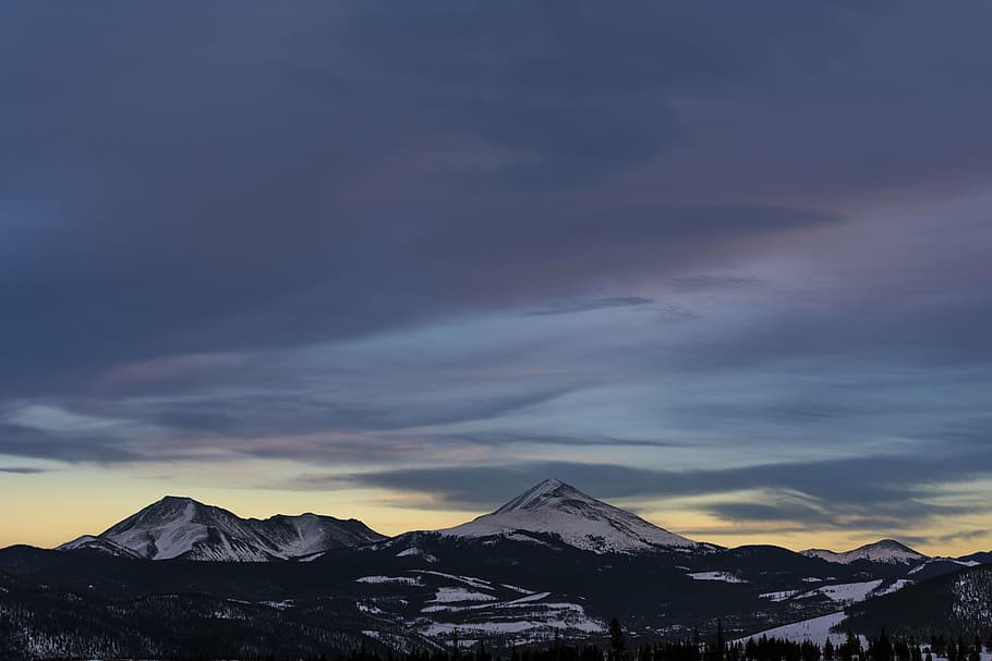 fotografia de paisagem, montanha, coberto, neve, dourado, hora, inverno, branco, frio, clima