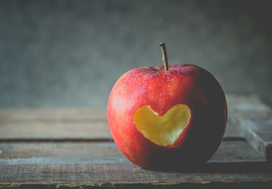 shallow, focus photo, red, apple, fruit, love, valentine, heart shape, hearts, romantic