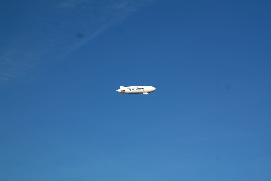 Zeppelin, Volar, Dirigible rígido, Cielo, Azul, aviación, blanco, sin gente, volando, cielo despejado