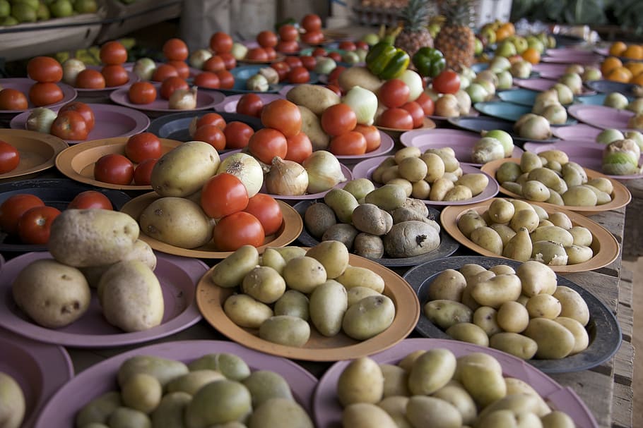 lesotho, africa, market, potatoes, tomatoes, onions, vegetable, plates, display, business