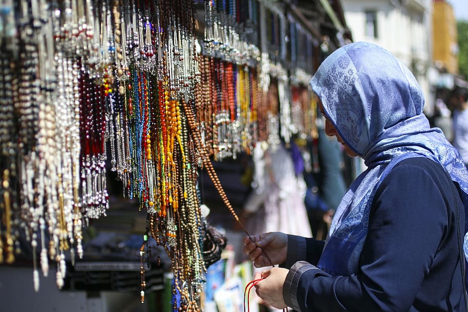 woman, holding, praying, beads, human, rosary, prayer, islam, religion, day