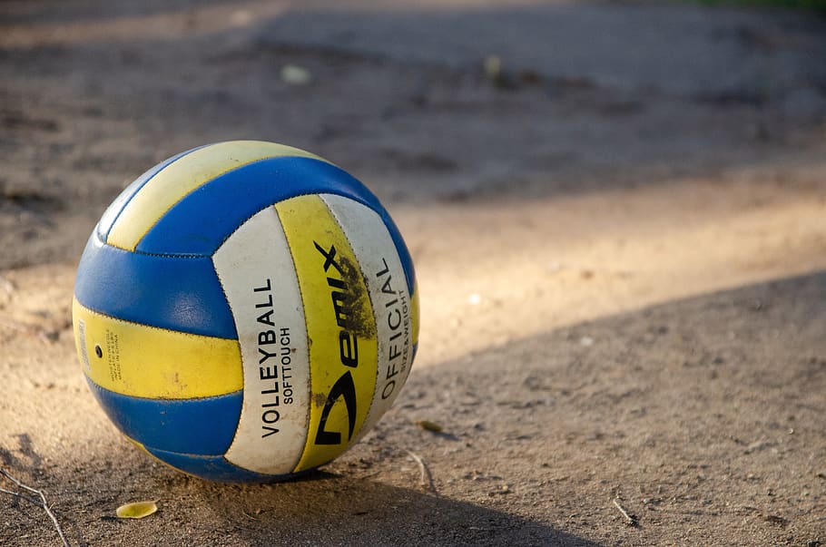 ball, volleyball, game, sports, play, beach, preparation, summer, leisure, health
