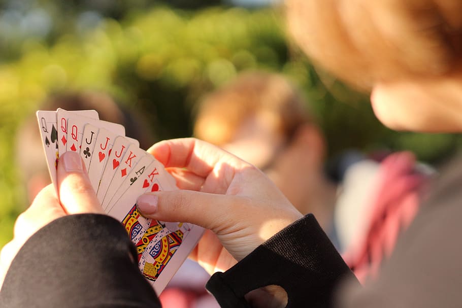 카드, doppelkopf, 손, 놀이, 결정, 카드 게임, 스카트, 인간의 손, 여가 게임, 보유