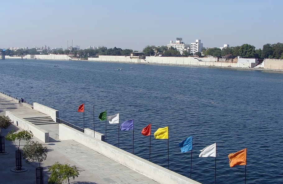 river, sabarmati, riverfront, recreation, cityscape, riverbank, tourism, gujarat, ahmedabad, india