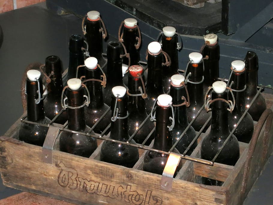 Cerveja, Garrafas, Velho, Museu, Historicamente, garrafas de cerveja, Snap Lock, Caixa, Aposentado, Cervejaria