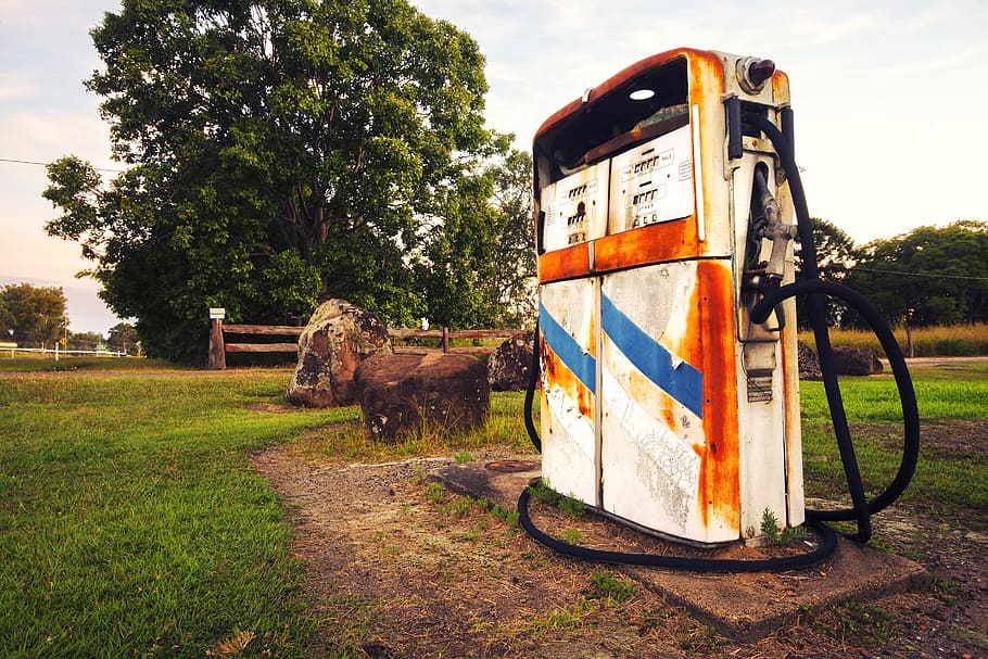 fuel-bowser, petrol-bowser, gas-station, fuel-station, old, street, town, travel, power, sign