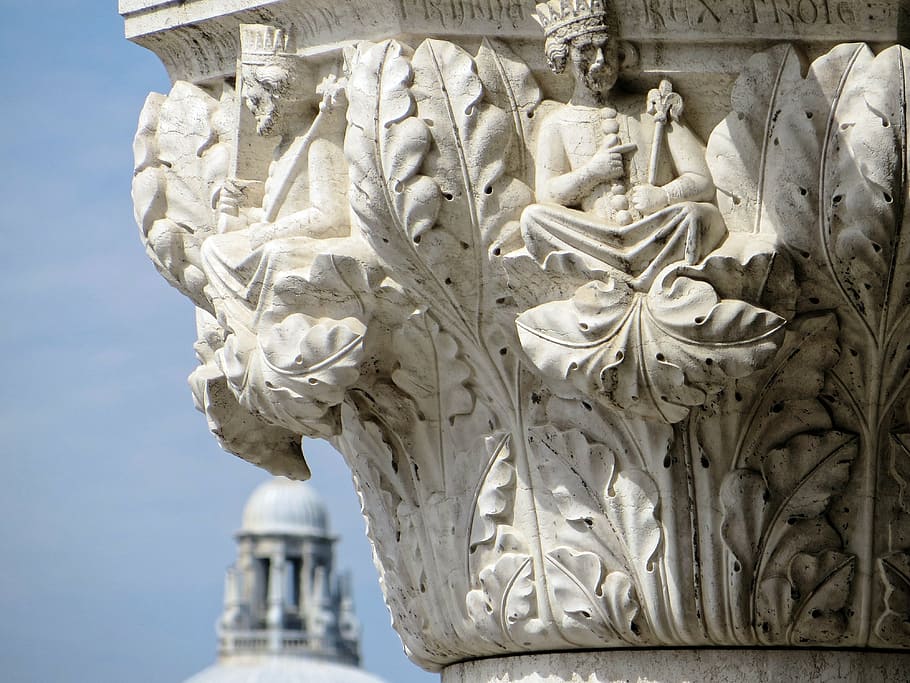 man embossed column, italy, venice, palace, doges, marquee, sculptures, doge's palace, architecture, decoration