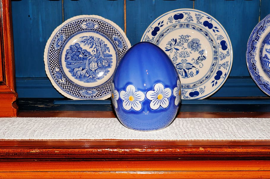 display case, antique, wood, plate, egg, ornament, blue, wood - material, pattern, indoors