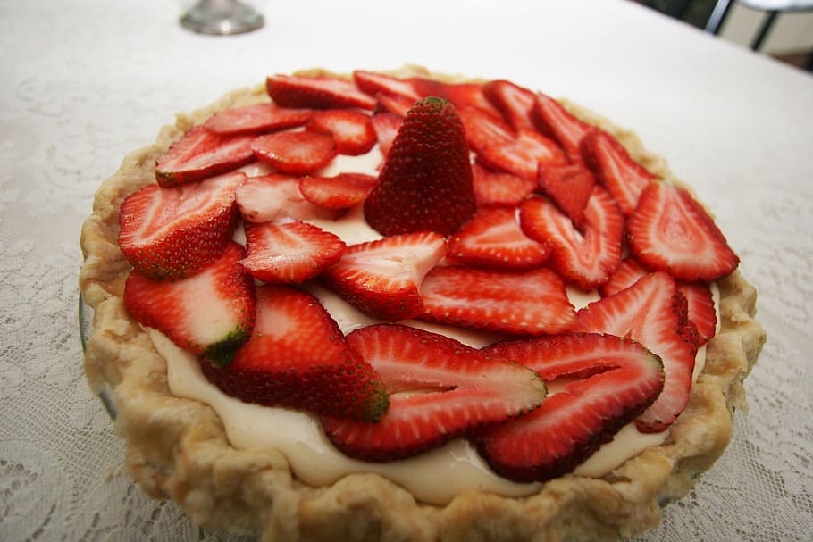 pie, strawberries, crust, dessert, strawberry, homemade, custard, fruit, delicious, sweet