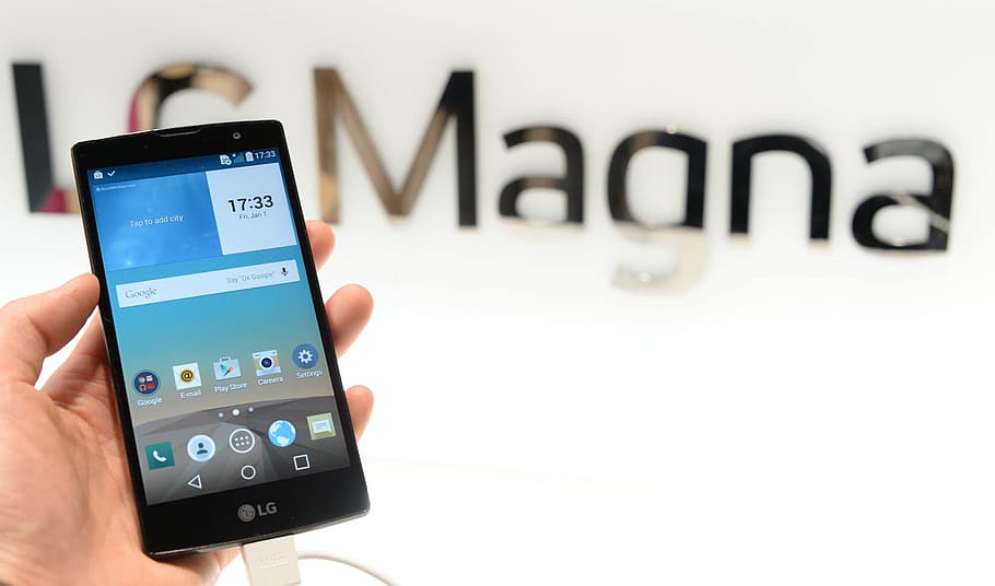 person, holding, lg magna android smartphone, lg, lg magna, magna, smartphone, mobile phone, android, tech