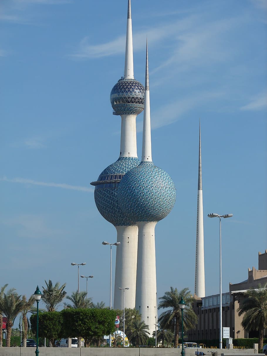 архитектура, небо, башня, телевидение и радио, поездка в Кувейт, построенная структура, экстерьер здания, туристические направления, здание, туризм