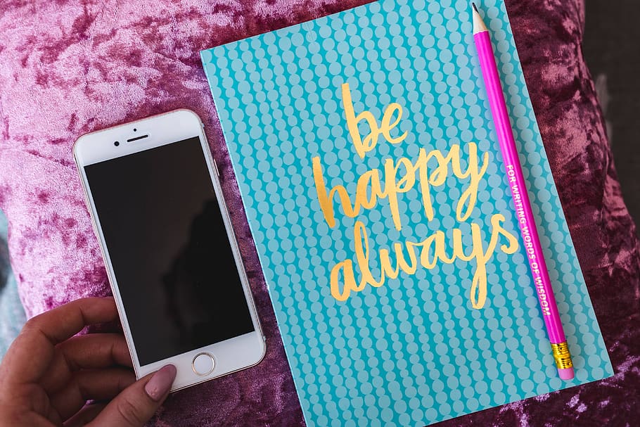 cuaderno, feliz, teléfono inteligente, diario, azul, rosa, iPhone, auriculares, dulce, bollo