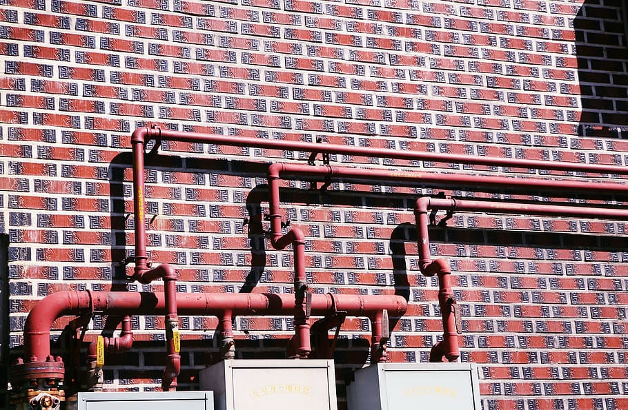 rojo, tubería, al lado, pared de ladrillo, tuberías de hierro, fontanería, tubería de ventilación, línea, inicio, pared
