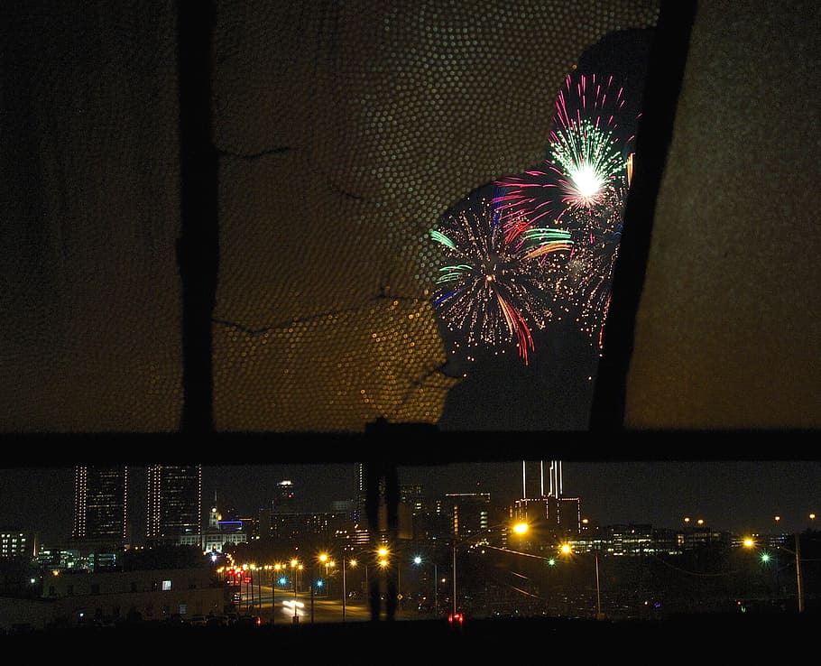 fogos de artifício, dia da independência, 4 de julho, noite, fotografia noturna, eua, rua principal, urbano, cidade, fort worth