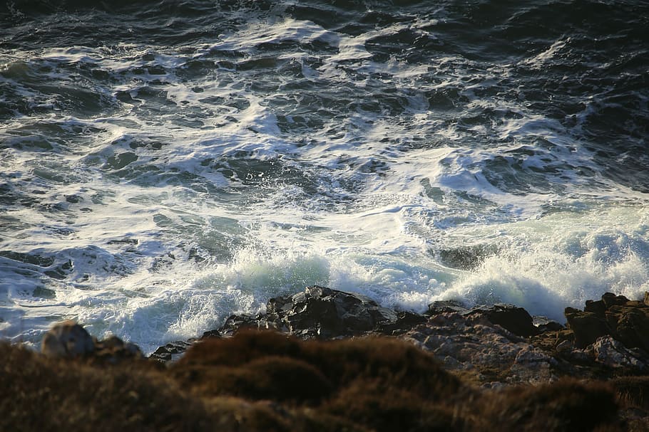 Слушать музыку шум воды. Море волны переход. Шум воды. Звук воды моря. Дальний Восток берег океана волны.