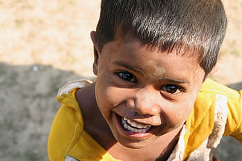 portrait-child-india-poverty-royalty-free-thumbnail.jpg