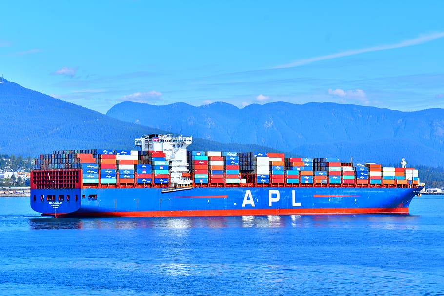 buques de carga, portacontenedores, puerto, marítimo, transporte, envío, exportación, importación, comercio internacional, pintoresco