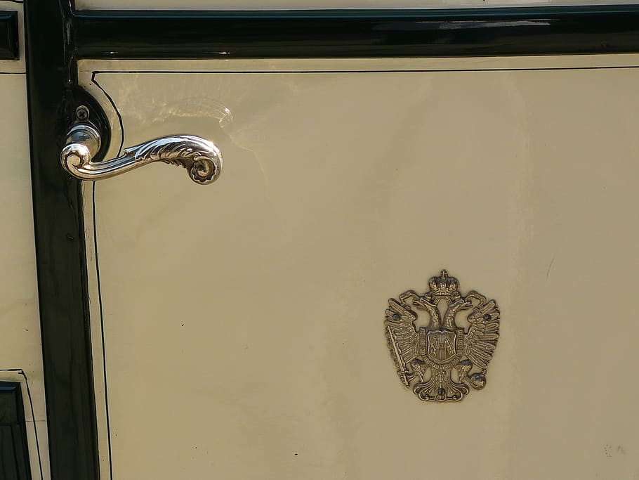 door, input, metal fitting, coat of arms, coach, carriage door, handle, jack, silver, shiny