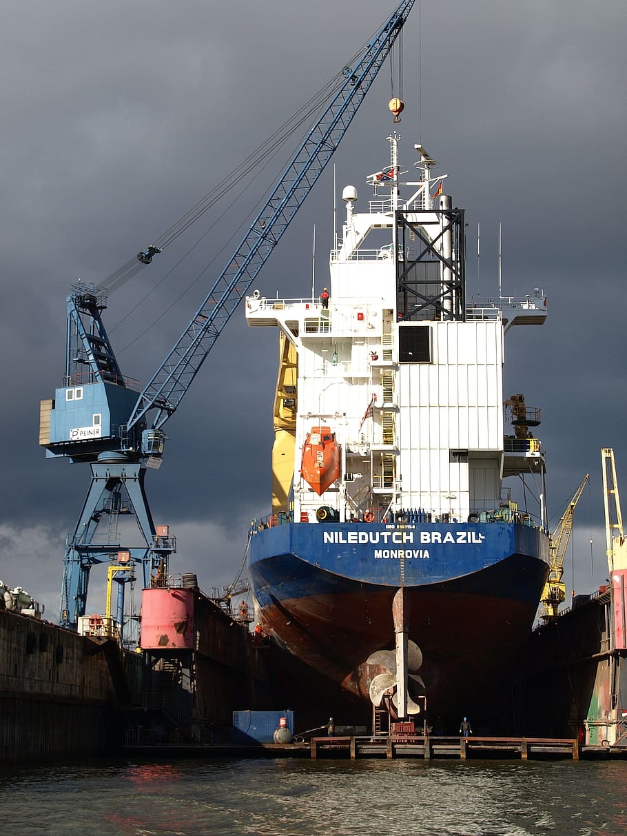 Dry Dock, Shipyard, Port, Hamburg, floating dock, elbe, norderwerft, cargo container, freight transportation, commercial dock