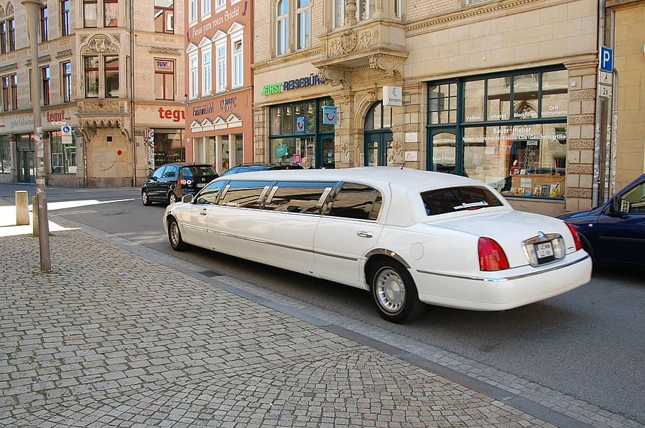 white, vehicle, bron building, daytime, limousine, auto, oldtimer, automotive, luxury, car
