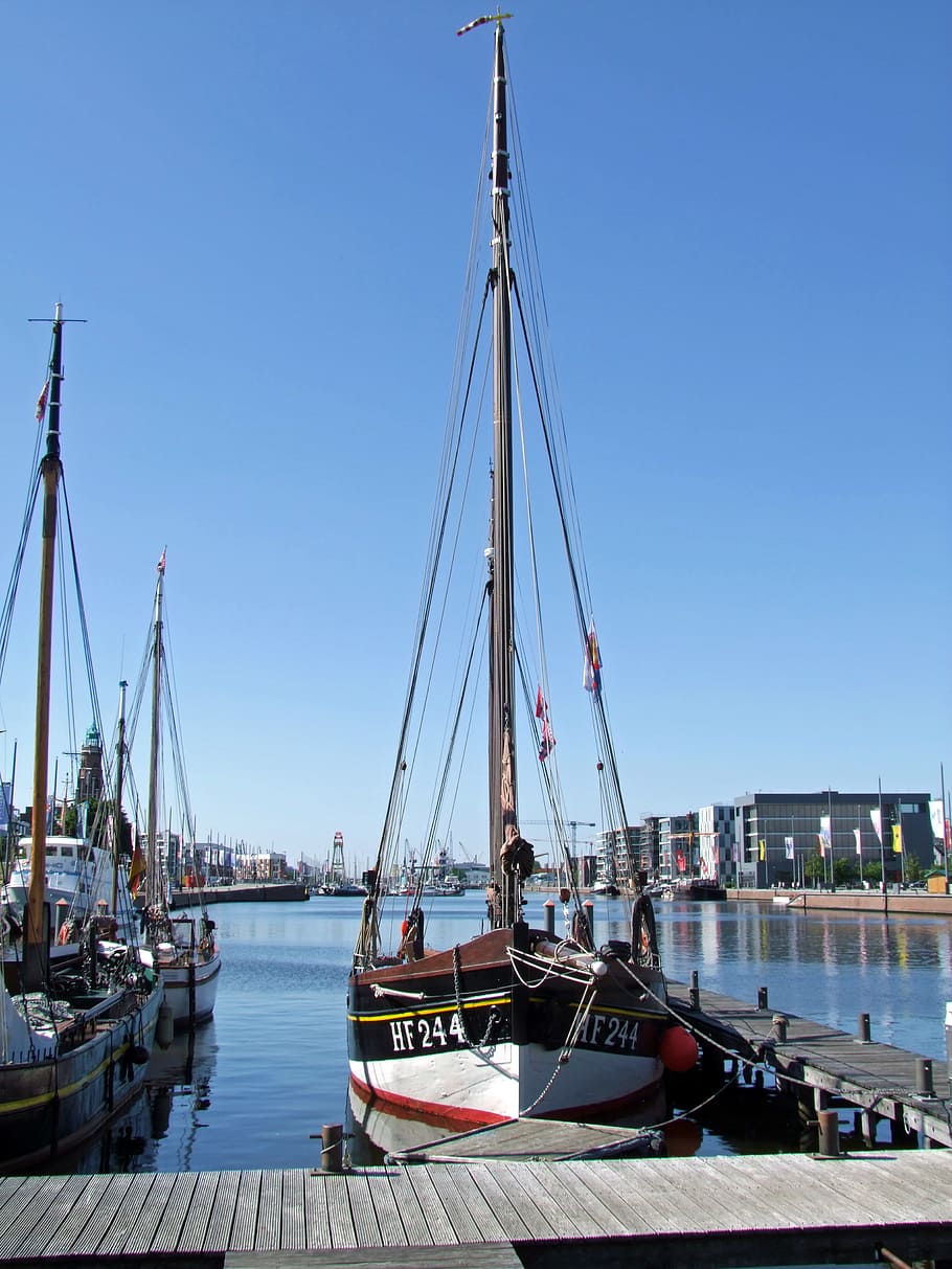 セーリングボート, 船, 古い, 木材, 桟橋, 投資家, 水, ブレーマーハーフェン, 港, 港の雰囲気
