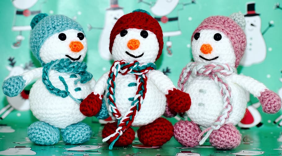 toys, soft, snowmen, christmas, happy, representation, art and craft, toy, creativity, indoors