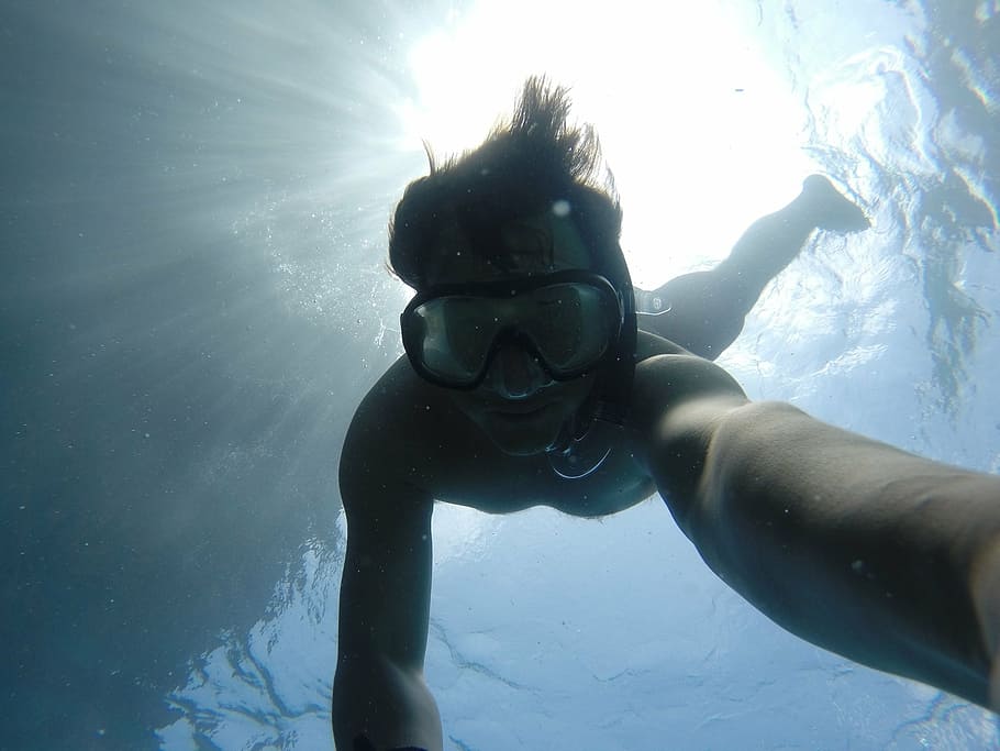 underwater, man, wearing, black, framed, goggles, snorkeling, person, swimming, snorkel