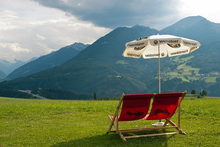 kursi geladak, austria, kursi geladak ganda, merah, payung matahari, padang rumput, pegunungan, sinar matahari, gunung, rumput