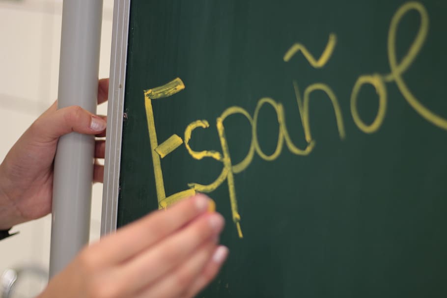 espanoy, tertulis, hijau, papan tulis, bahasa Spanyol, pengajaran, papan, sekolah, kapur, tangan