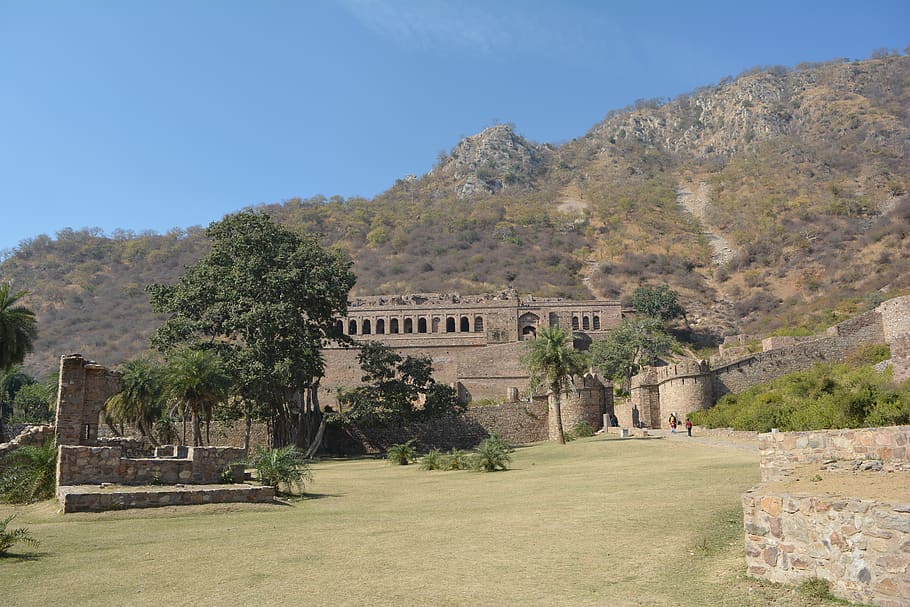 bhangadh, fort, haunted, castle, scary, creepy, horror, ghost, ruins, rajasthan