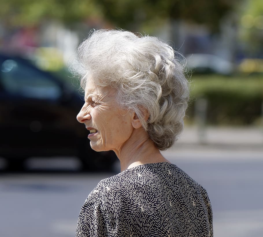 person, woman, lady, old, age, almost, waiting for, street, cars, the white hair